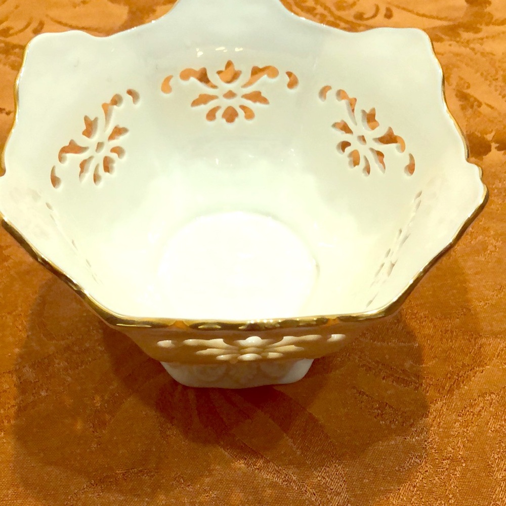 Lenox bowl